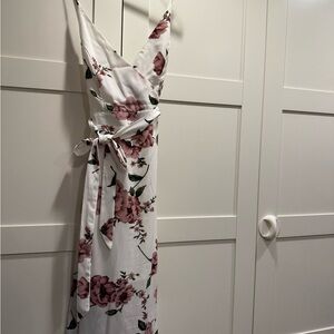 Floral Wrap maxi Dress in White and Pink